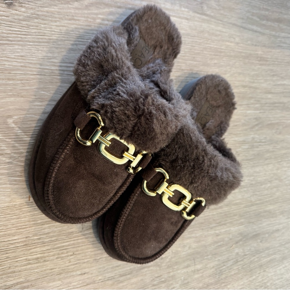 BEACH by Matisse Brown Cozy Slippers